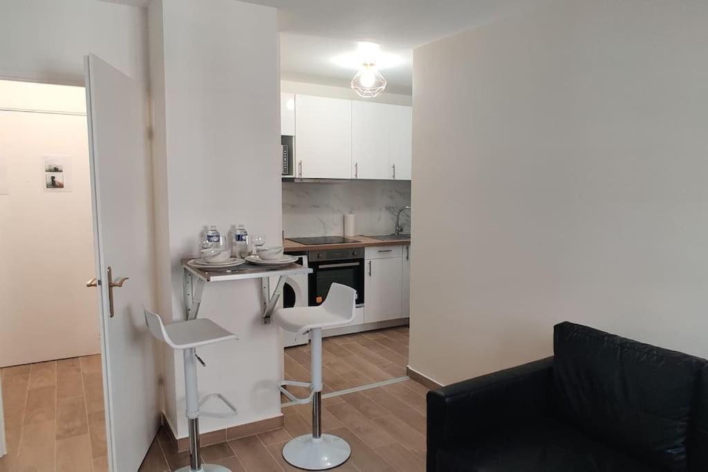 Appart Cosy Auber Porte De Paris Aubervilliers Exterior photo